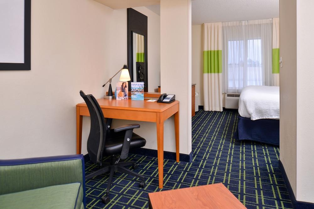 Fairfield Inn And Suites Gulfport / Biloxi Bagian luar foto